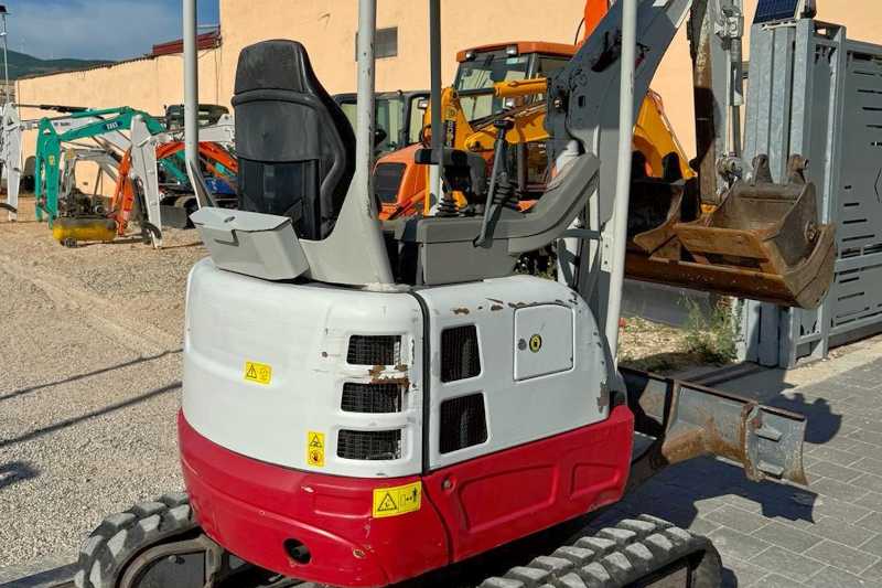 OmecoHub - Immagine TAKEUCHI TB215R